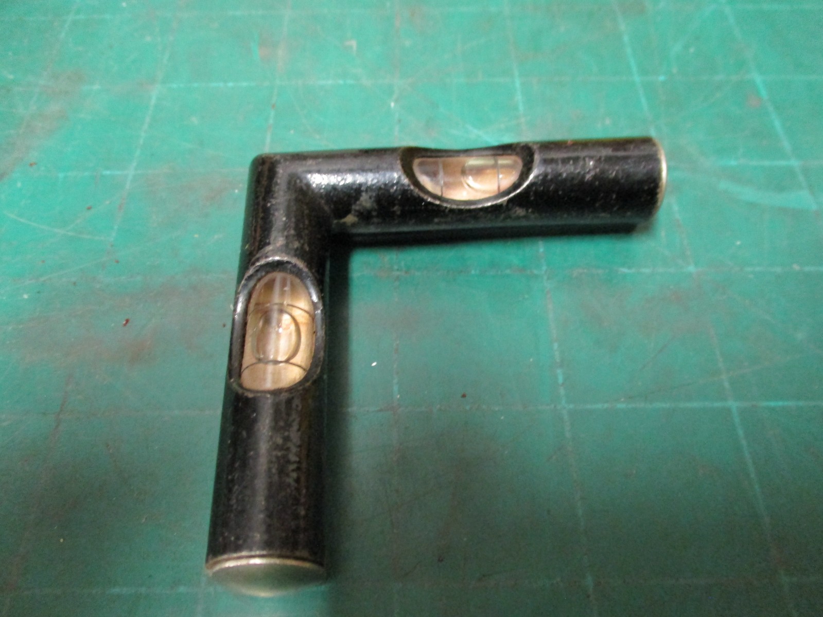 MACHINIST TOOLS * CROSS TEST LEVEL * STARRETT * 136