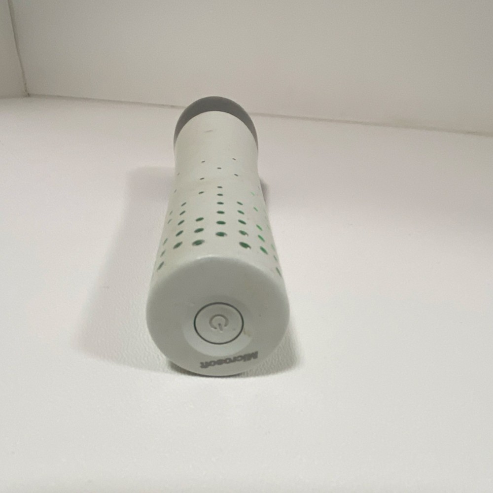 Microsoft Xbox 360 Wireless Karaoke Microphone White Handheld Power Button