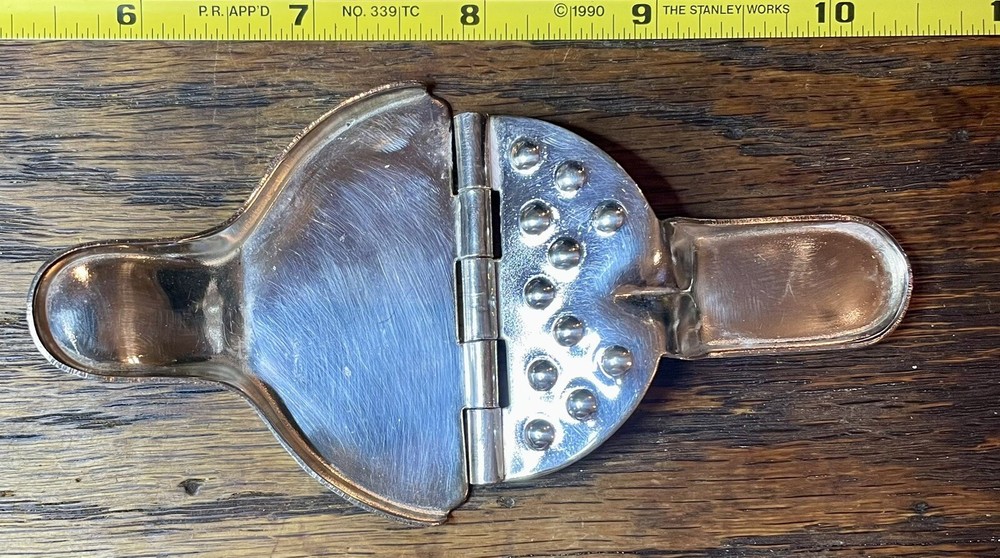 1-Vintage Silver-Plated Lemon/Lime Wedge Press. Tea Bag Squeezer. Kitchen Bar