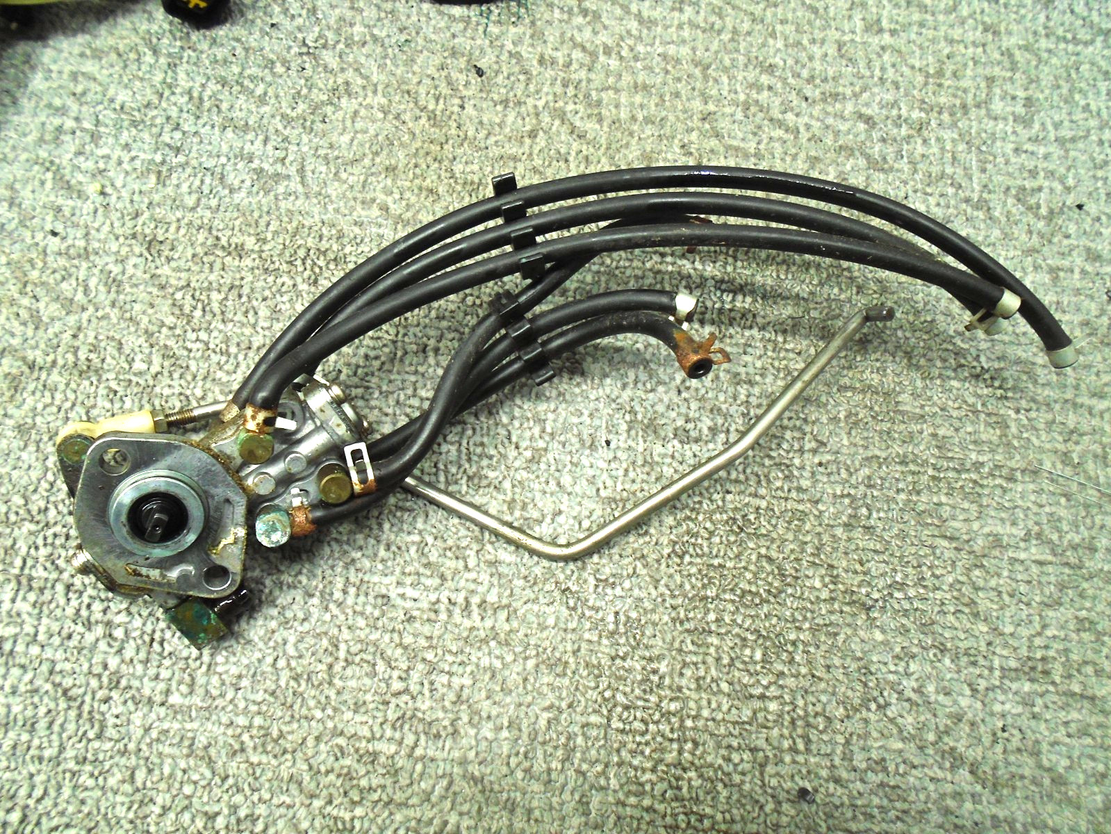 OEM Yamaha Outboard 150-200 hp Oil Injection Pump Assy 6R4-13200-00-00