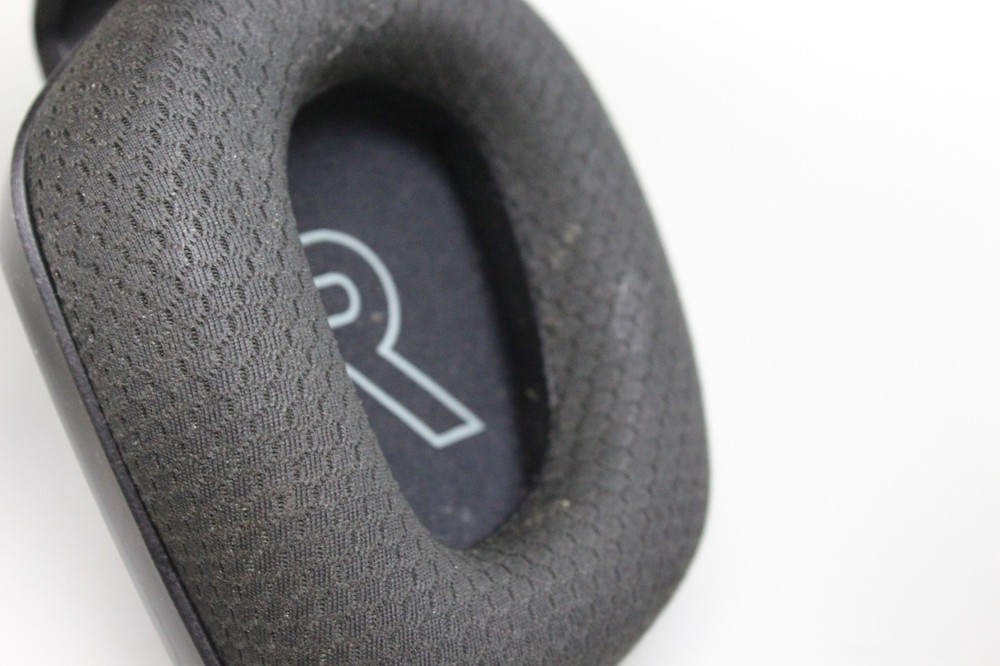 Logitech G733 Lightspeed Wireless Gaming Headset