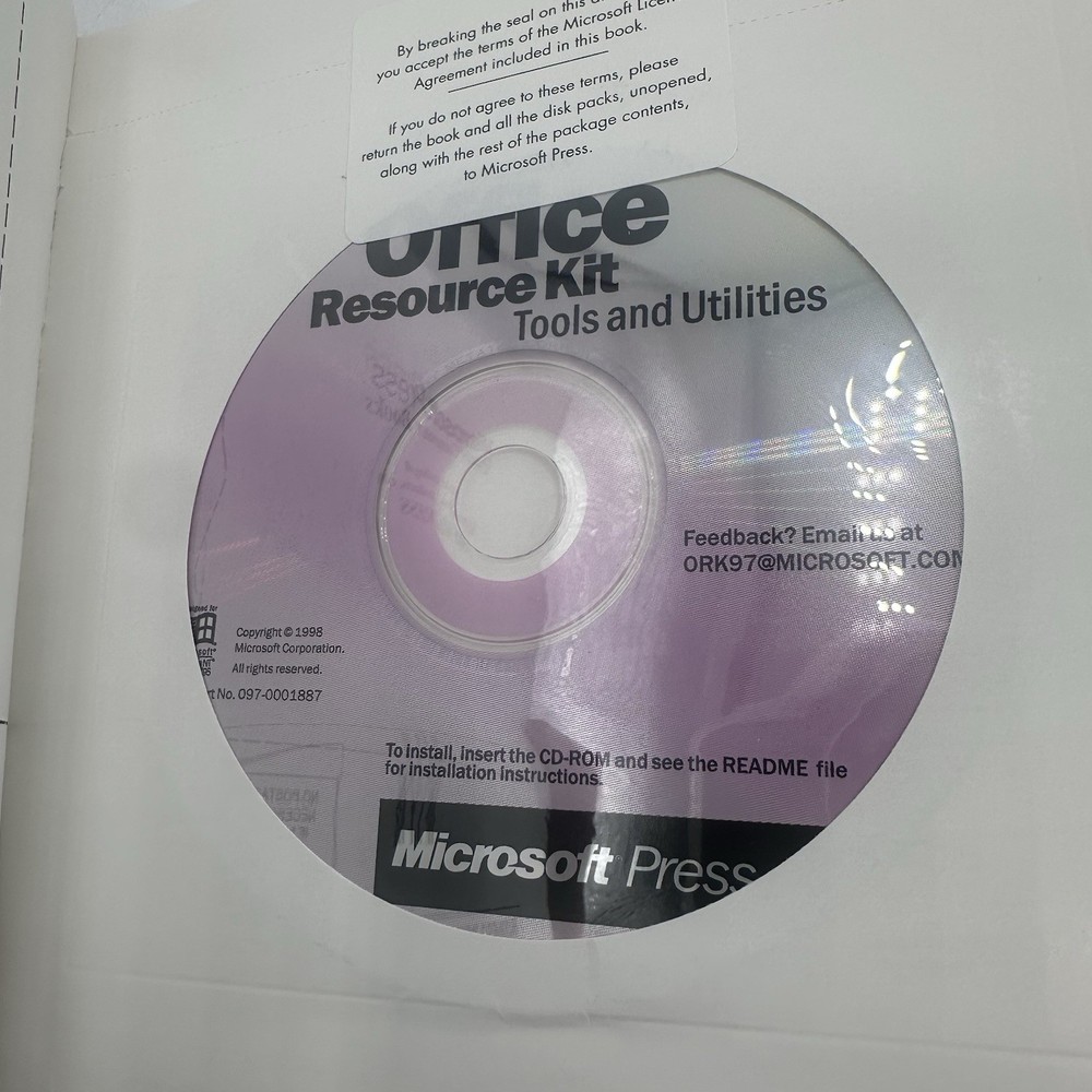 Microsoft Office Resource Kit 1988 With CD