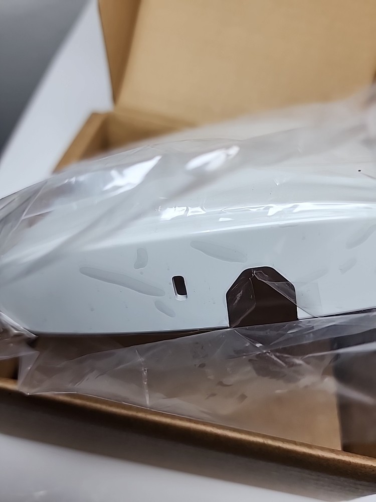 Ruckus R320 Wireless Access Point NEW in box
