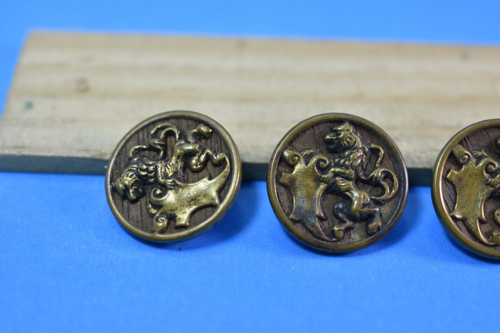 Antique Heraldic Lion Buttons