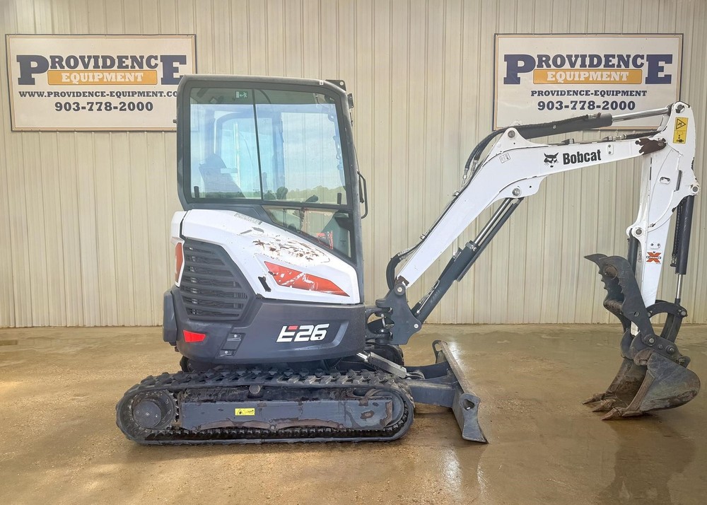 2020 BOBCAT E26 CAB STRAIGHT BLADE MINI COMPACT TRACK EXCAVATOR