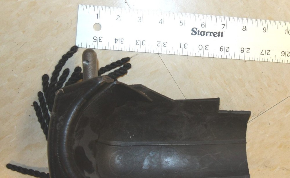 Pool table leather side pocket