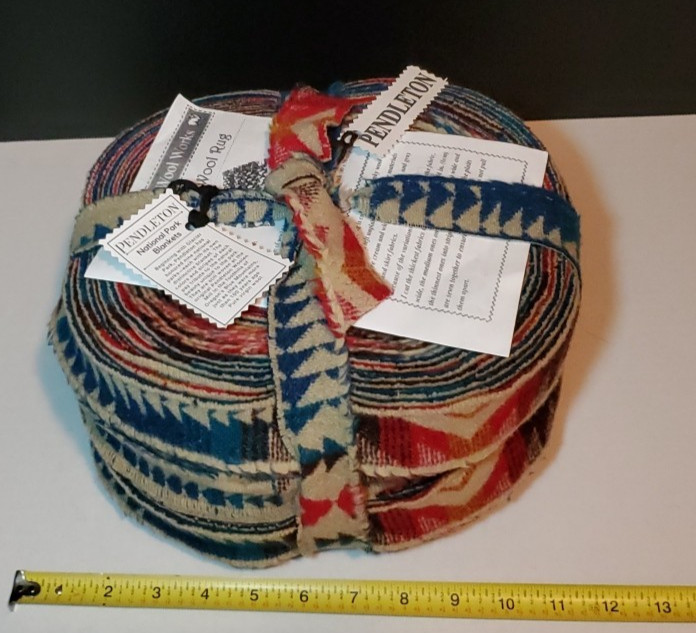 New PENDLETON Authentic WOOL Braid Rug CRAFT Kit +Tags & Instructions WHOLESALE