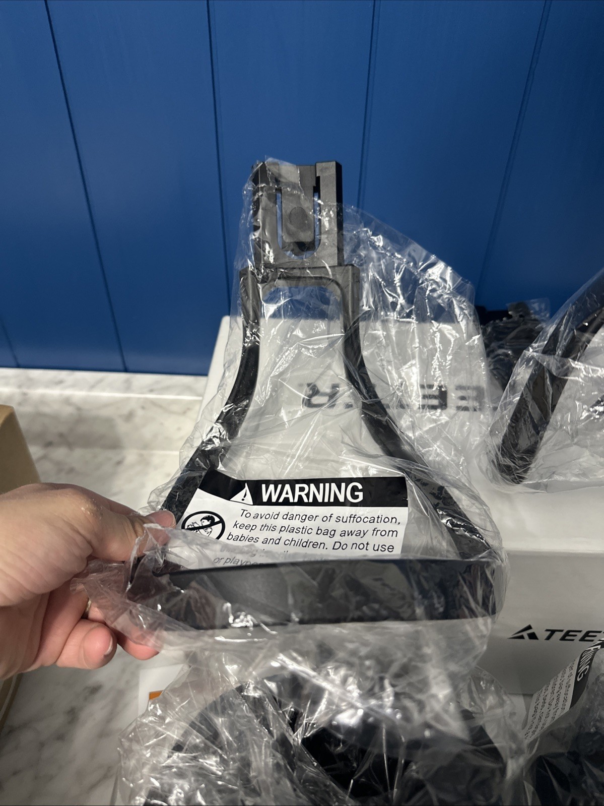 Teeter EZ-Up Gravity Boots for Inversion Decompression Stretching OPEN BOX