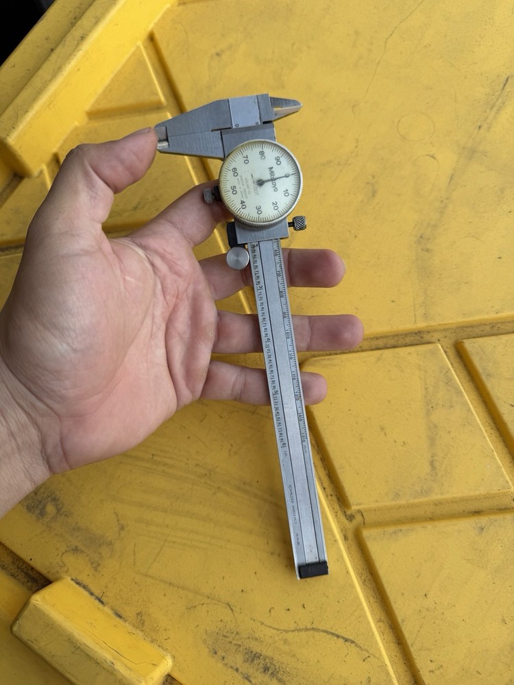 dial caliper mitutoyo
