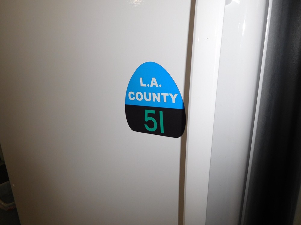 LA COUNTY FIRE DEPT. SQUAD 51 HELMET FRONT SHIELD/MAGNET