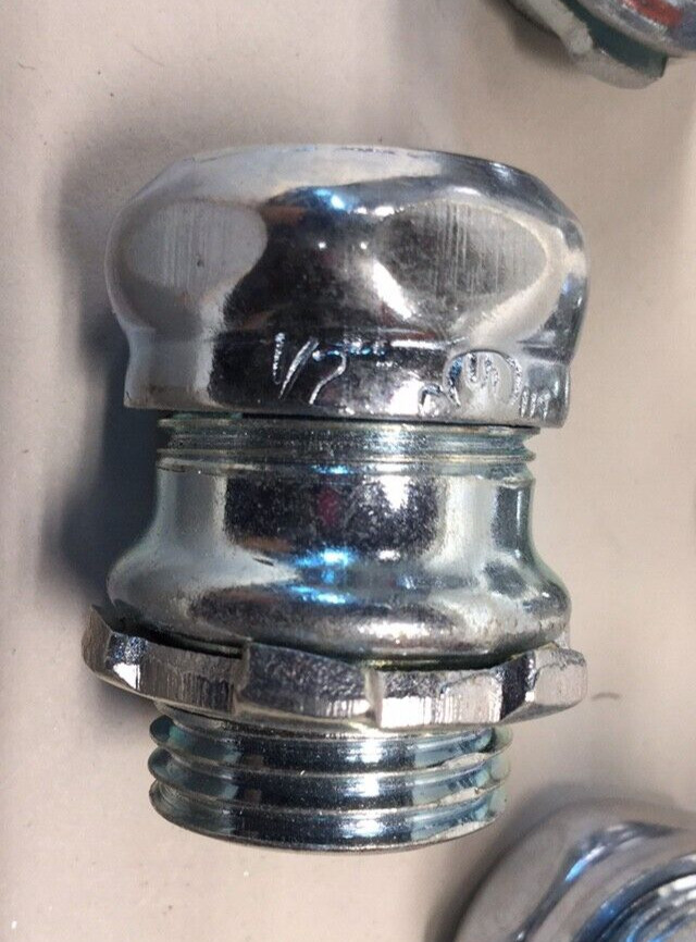 Fitting 2902 Compression Connector 1/2 Coupling (Pack of 8)