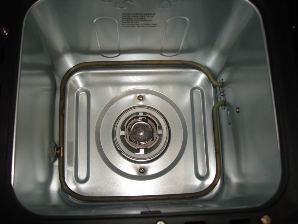 Deluxie BM8202 Black 2lb Programmable Bread Machine Maker Digital Touch