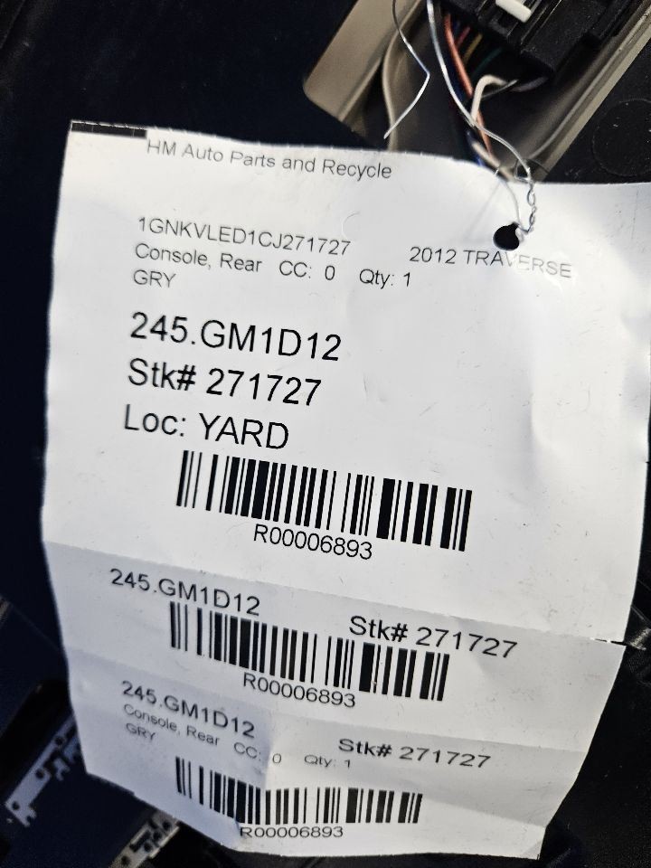 TRAVERSE 2012 Console Rear LIGHT 6893