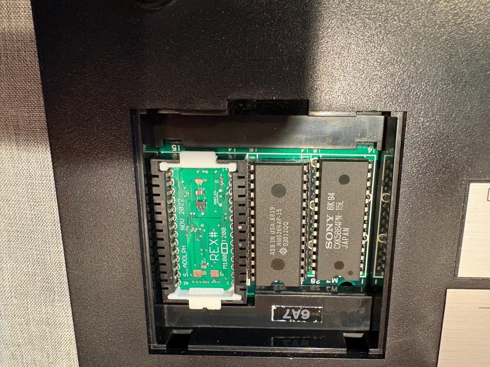 Radio Shack TRS-80 Model 102 w/ REXsharp REX# add on memory module Option ROM