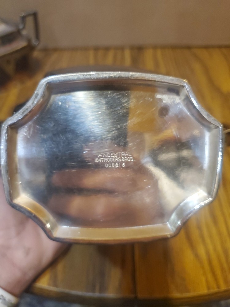 1847 Rogers Bros Tea Set Three-Piece Silver Plate 'Ancestral' Pattern