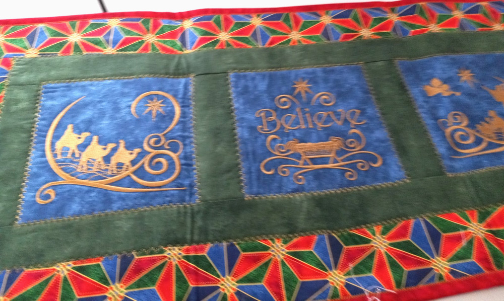 Tablerunner Handmade Quilted Christmas Nativity