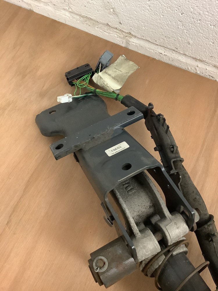 Iveco Eurocargo 75E16 Mk3 Steering Column Rack With Storks, Indicator, Wipers