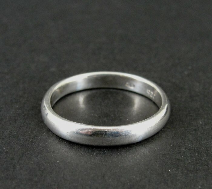 Band Ring Silver Stackable Sleek Smooth Sterling 925 Size 9 Ring Band