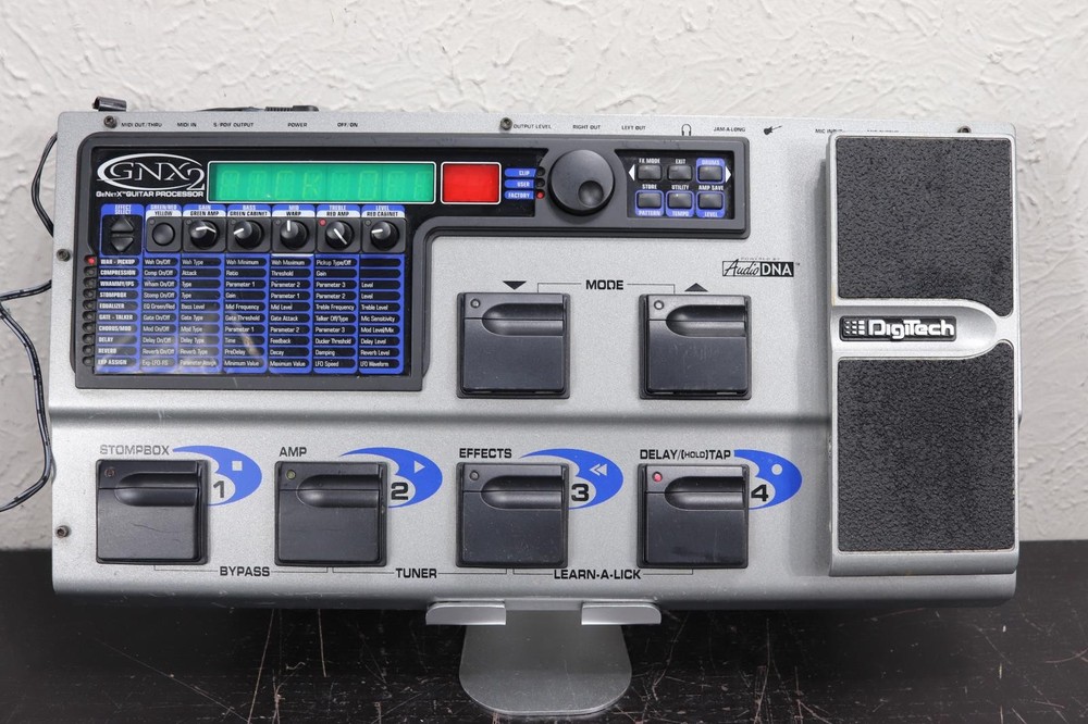 DigiTech GNX2 Multi-Effect Guitar Processor w Power Supply