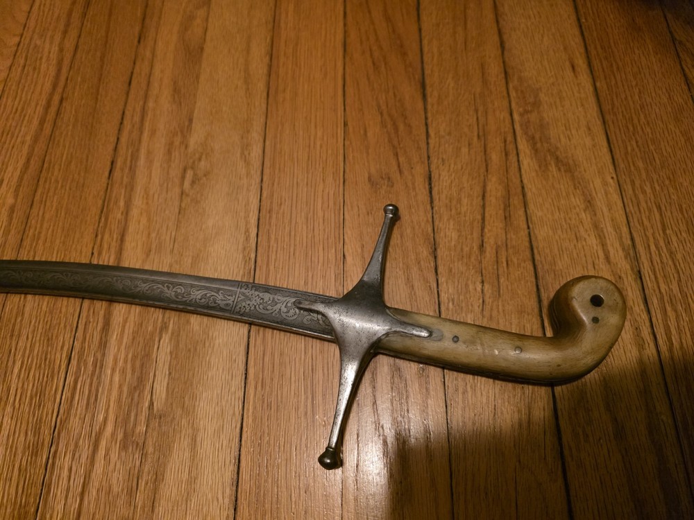 Excellent Shamshir Saber Decorated Blade..