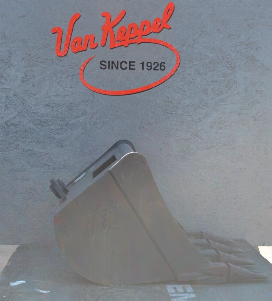 24" WAIN ROY BUCKET TO FIT A 3.5 METRIC TON MACHINE