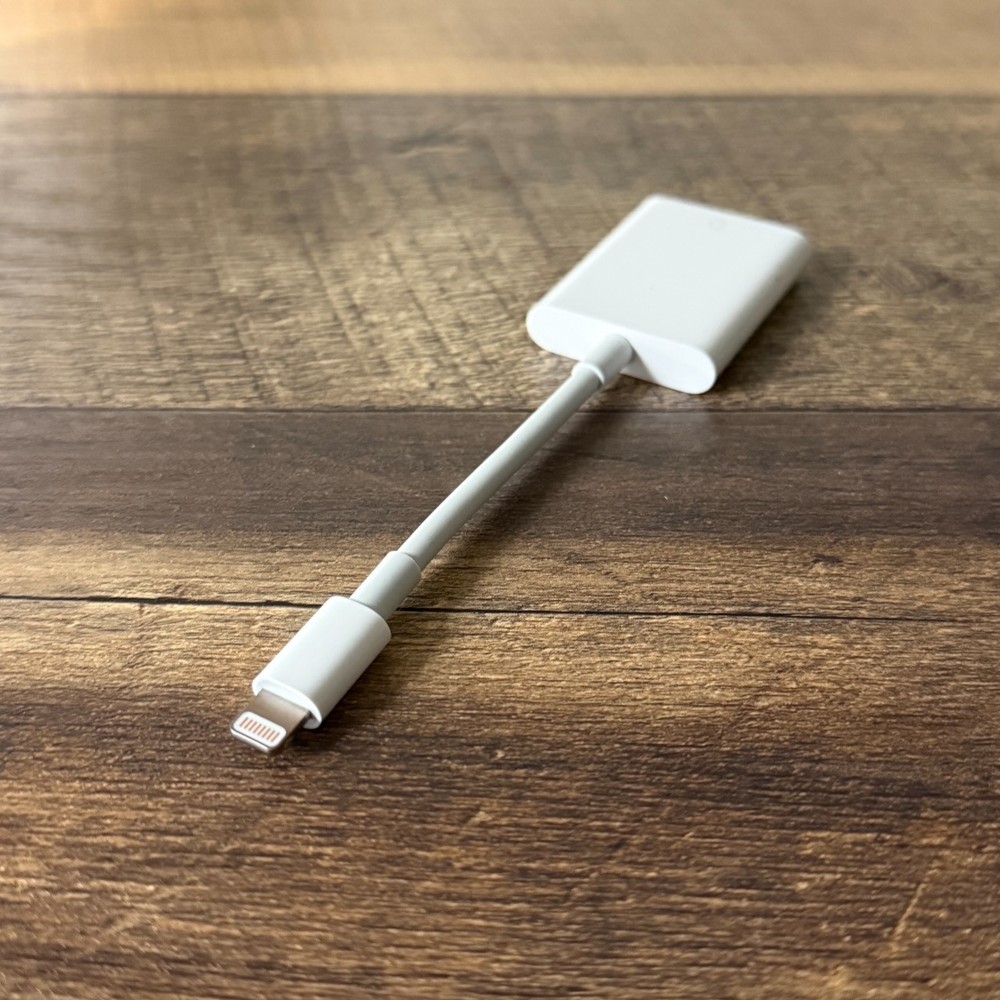 Apple Lightning to SD Card Camera Reader for iPhone iPad Genuine OEM Adapter