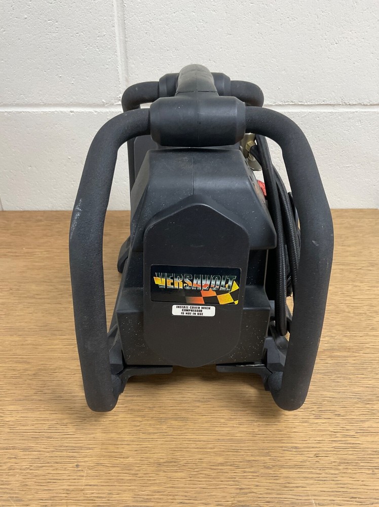Snap-On Versavolt Model CTPS3918 Cordless Air Compressor & Case & Light