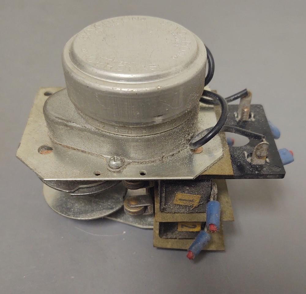 NEW Eagle Signal 72-02A6J2 Sequential Electrical Timer 30 SEC 120V/60Hz