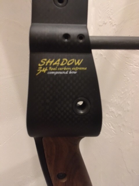 Win & Win Black Shadow 34 Compound Bow - LH