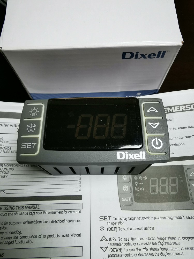 1PCS NEW XR30CX-5P5C1 temperature controller