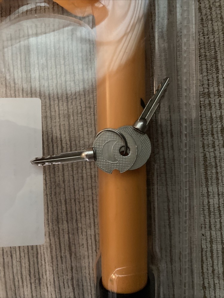 Twin Hook Steering Wheel Lock