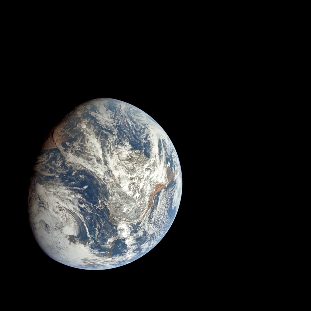APOLLO 8 FULLY RESTORED HIGH RESOLUTION FLIGHT IMAGES COLLECTION