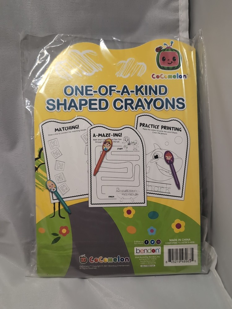 Cocomelon Activity Book & 3 Shaped Crayons - New In Package 2021