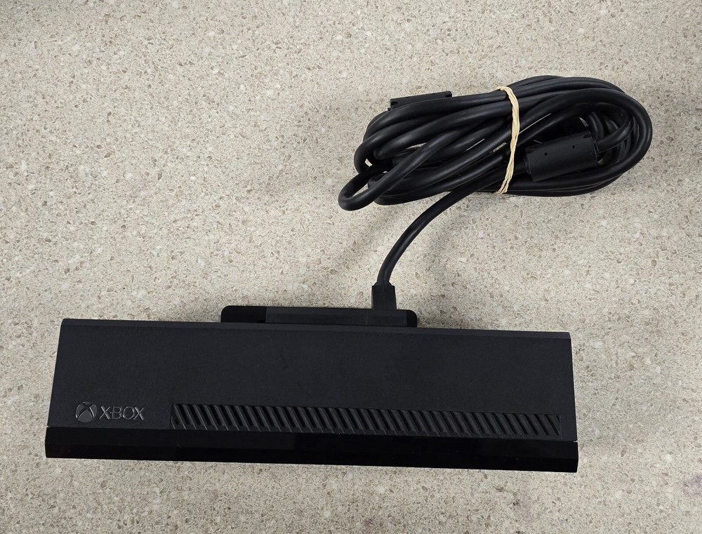 Microsoft Xbox One Kinect Wired Motion Sensor Black Model 1520