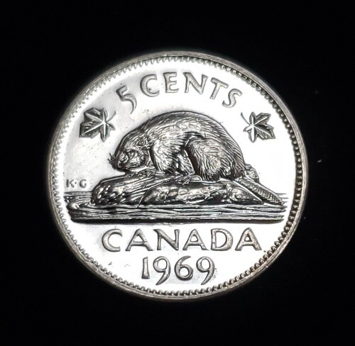 1969 CANADA 5 CENTS CIRCULATED COIN