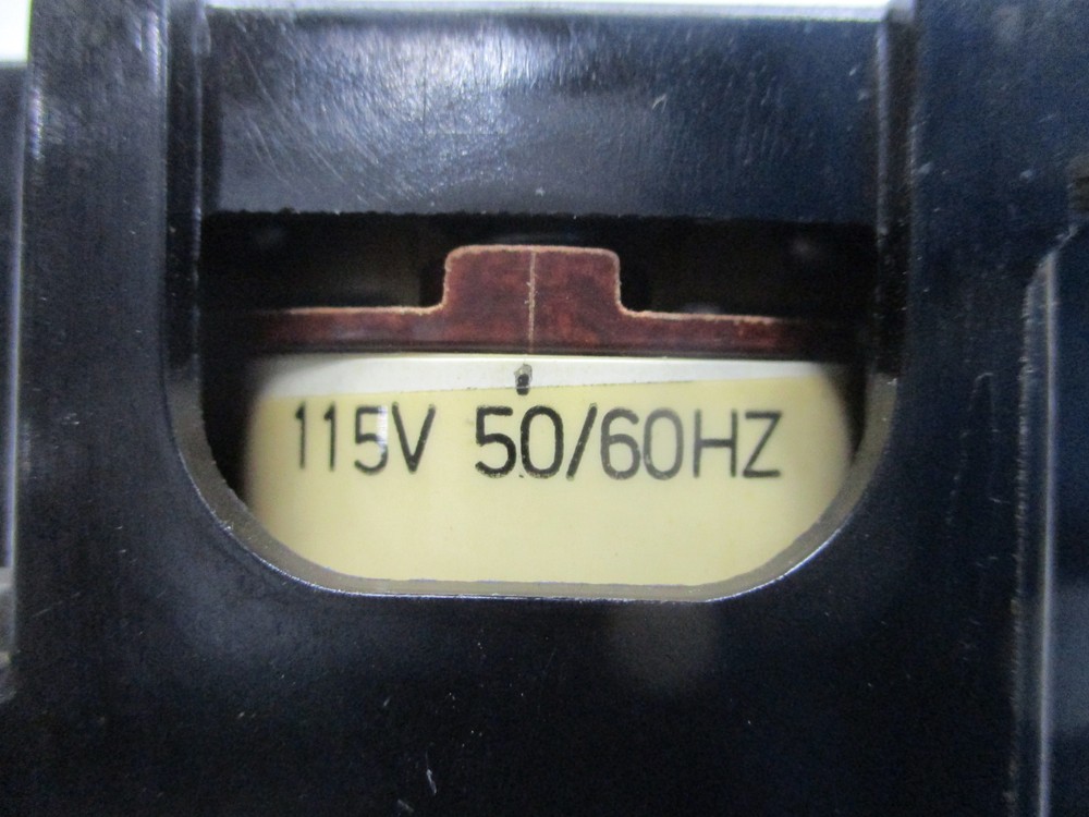 SIEMENS 3TA6800-5M CONTACTOR 115V UNMP