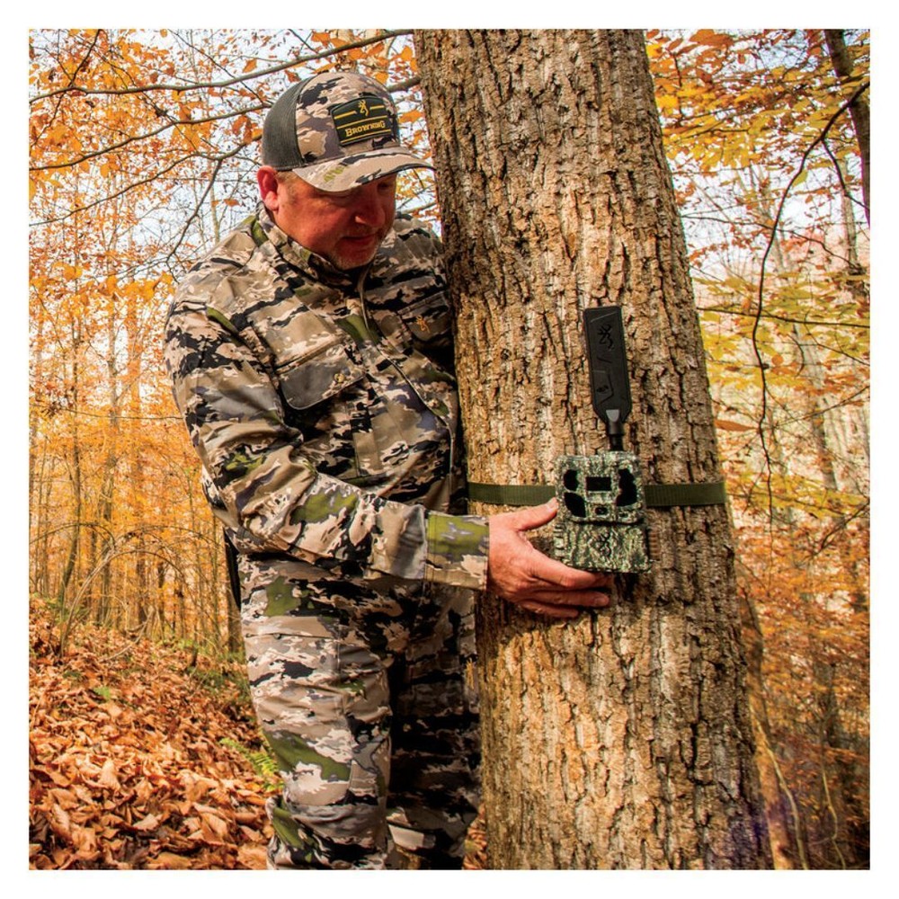 Browning Trail Camera Defender Pro Scout Max HD Cellular Trail Camera