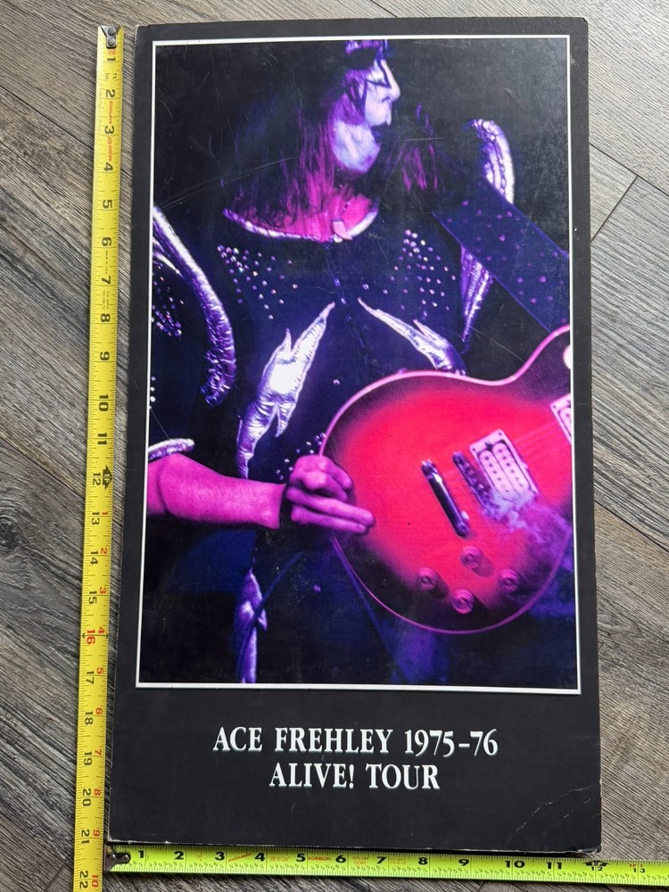 KISS Display Convention Tour Museum 1995 ACE FREHLEY Alive Tour Vintage Kiss