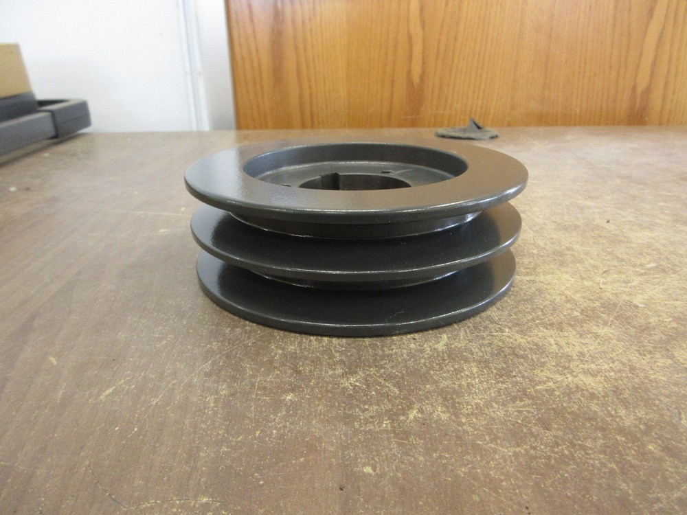 Browning Pulley 2TB52 New Surplus