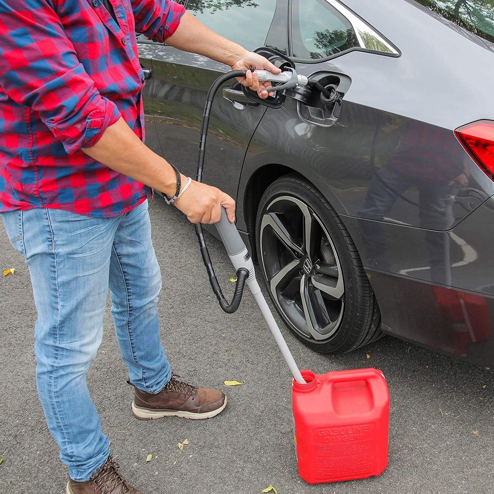 DEWAY Automatic Battery Powered Fuel Transfer Pump w/ Nozzle