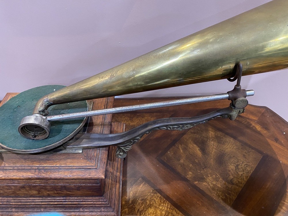 ZON-O-PHONE Parlor Type C Antique 1902 Phonograph