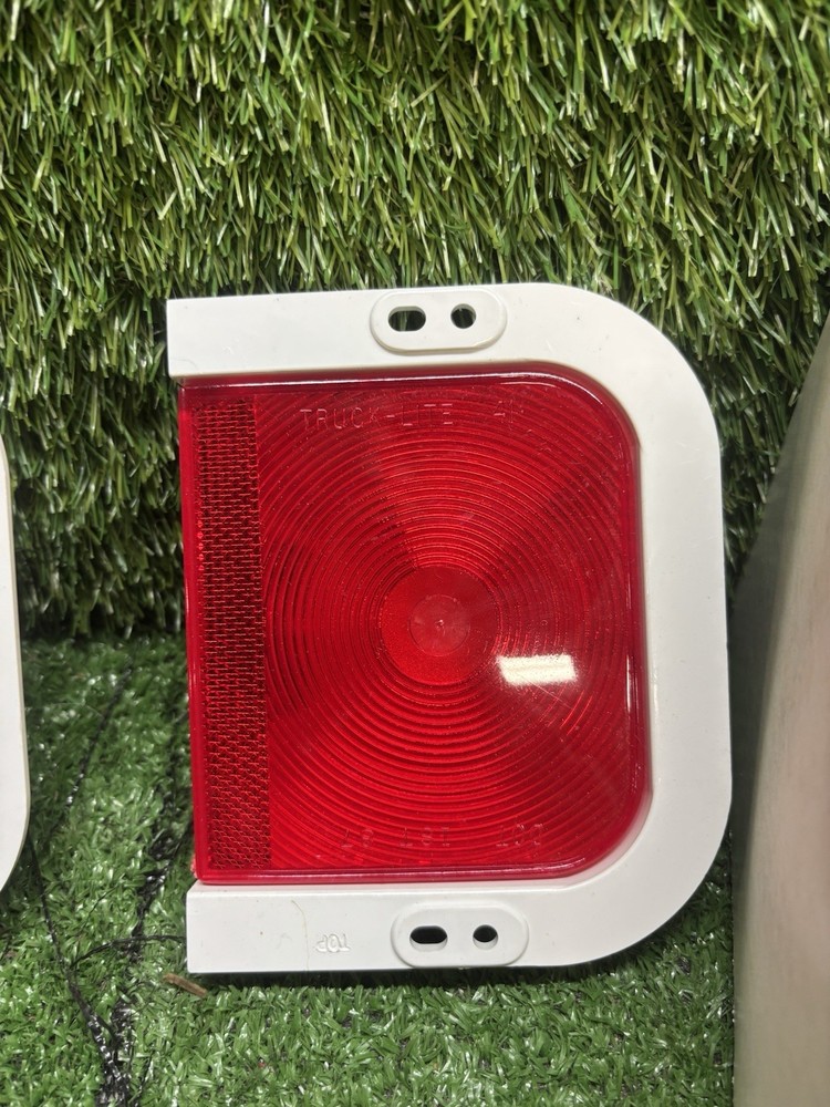 Passenger Side 41 Combination Tail Light Series 3"x4" Red Rectangular Flange