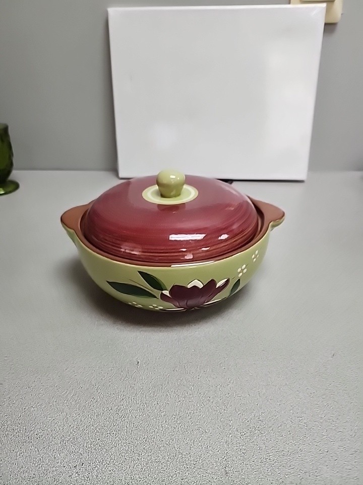 Stangl MAGNOLIA Covered Casserole