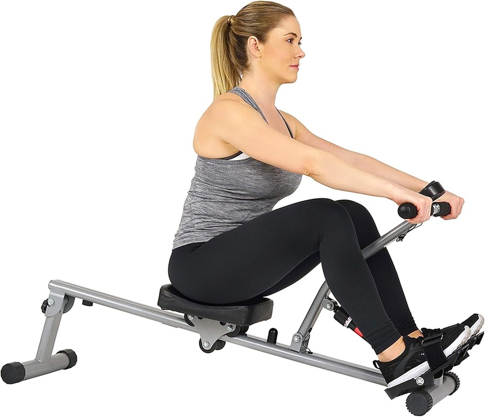 Compact Adjustable Rowing Machine with 12 Resistance Levels for Home Workouts