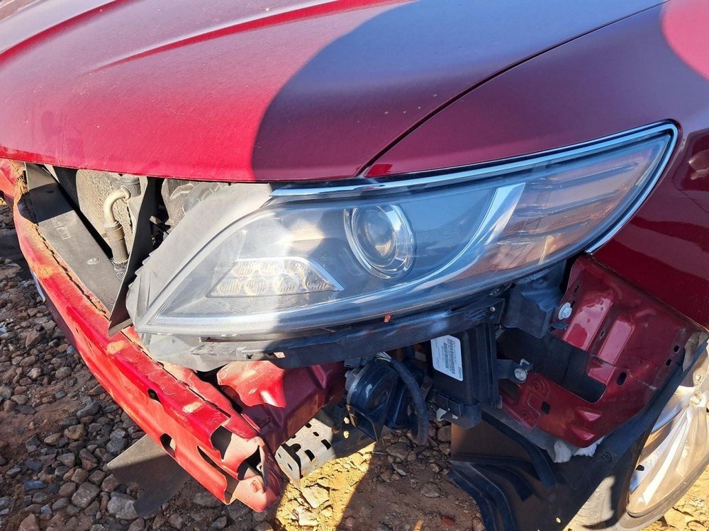 Fuse Box Engine Fits 13-16 MKS 4837344
