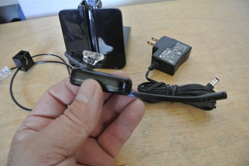 PLANTRONICS CS540 CONVERTIBLE WIRELESS HEADSET SYSTEM w/Earhook