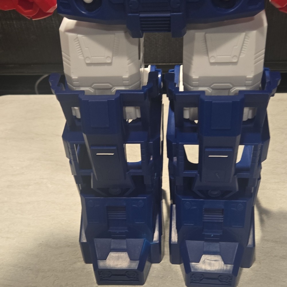 Transformers ULTRA MAGNUS