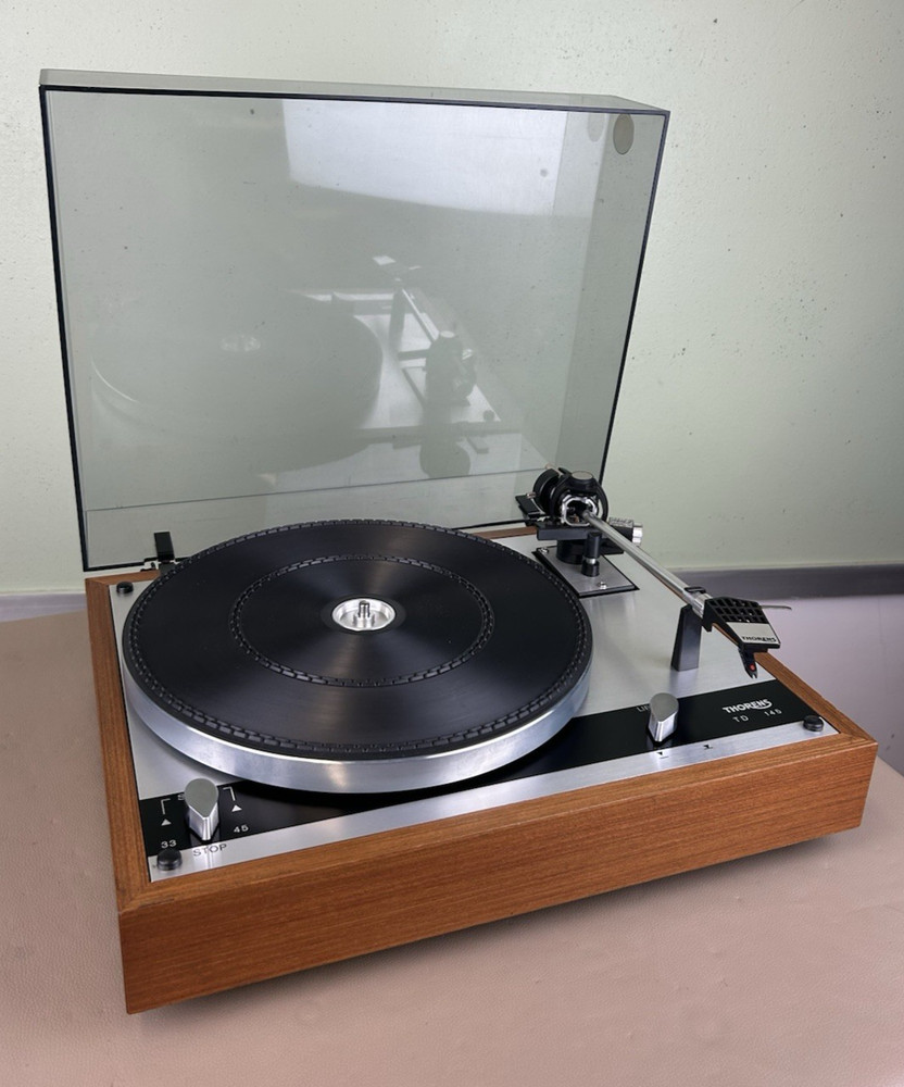 THORENS TD 145 TURNTABLE