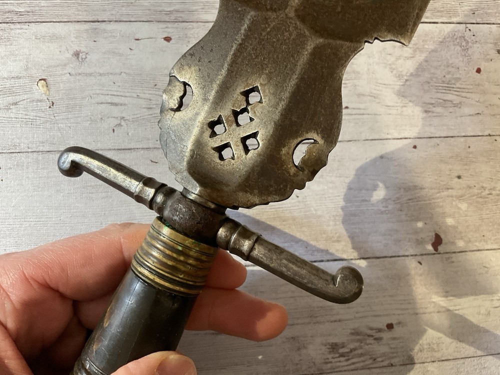 ORIGINAL MASSIVE 1700S ? GERMAN REGIMENTAL BLADE KNIFE