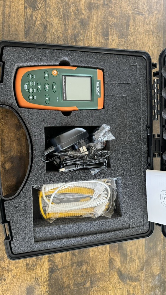 Extech PRC30 Multifunction Process Calibrator